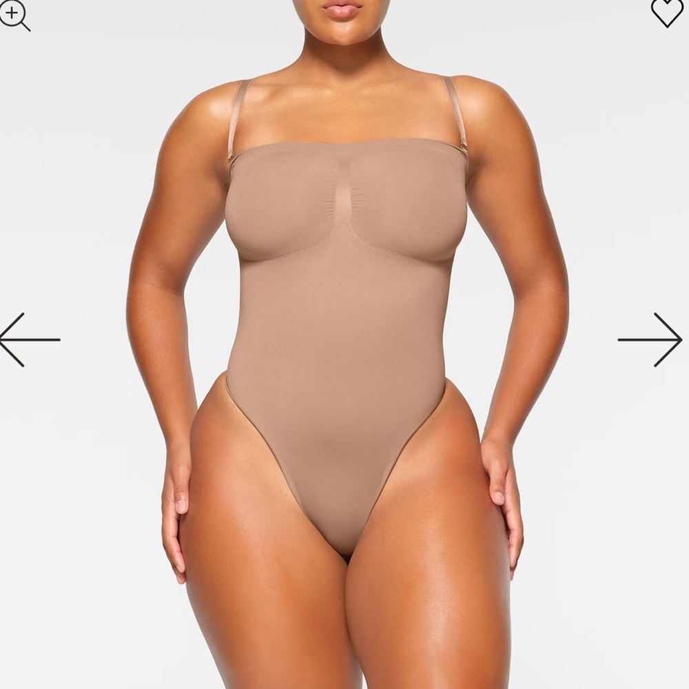 Skims Seamless Sculpt Strapless Thong‎ Bodysuit Sienna XS - Picture 2 of 5